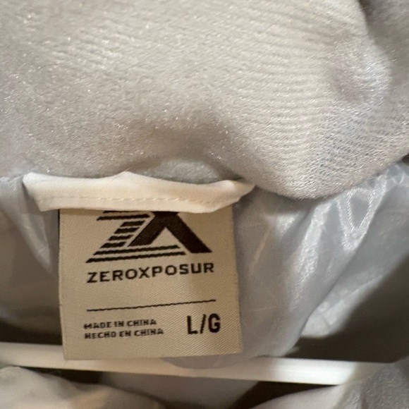 ZeroXposur Women's Light Gray Puffer Jacket - Picture 2 of 7